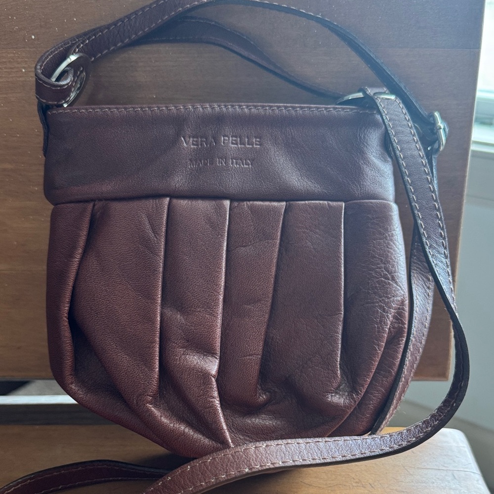 Vera Pelle Rich Brown Leather Crossbody Bag